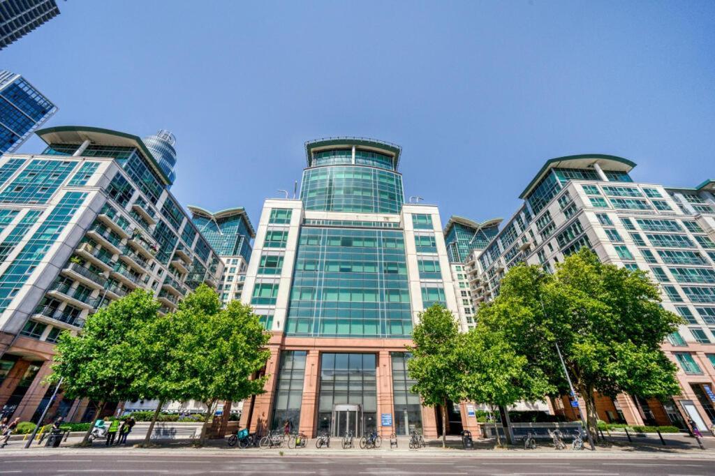 2 Bedroom Flat In Vauxhall Londra